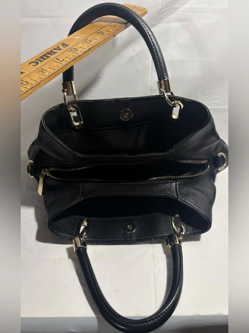 Vince Camuto Elva black pebbled calfskin leather satchel